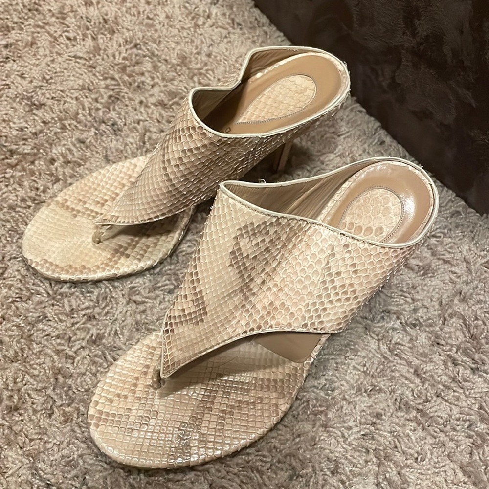 Devi Kroell Snakeskin Beige Sandals Size 6.5